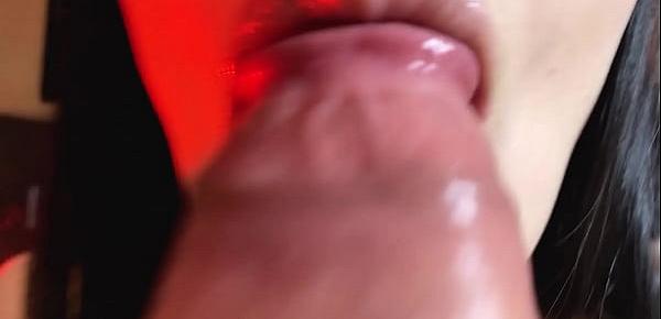  VERY SLOPPY BLOWJOB BY 18 YEAR OLD TEEN, ASMR LOUD SOUNDS, THROBBING CUMSHOT IN MOUTH, PULSATING ORAL CREAMPIE